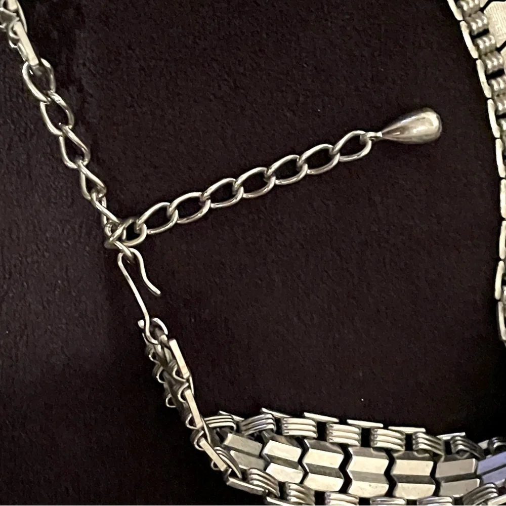 Women’s Silver Tone Chain Choker Necklace By Marino - Picture 4 of 5